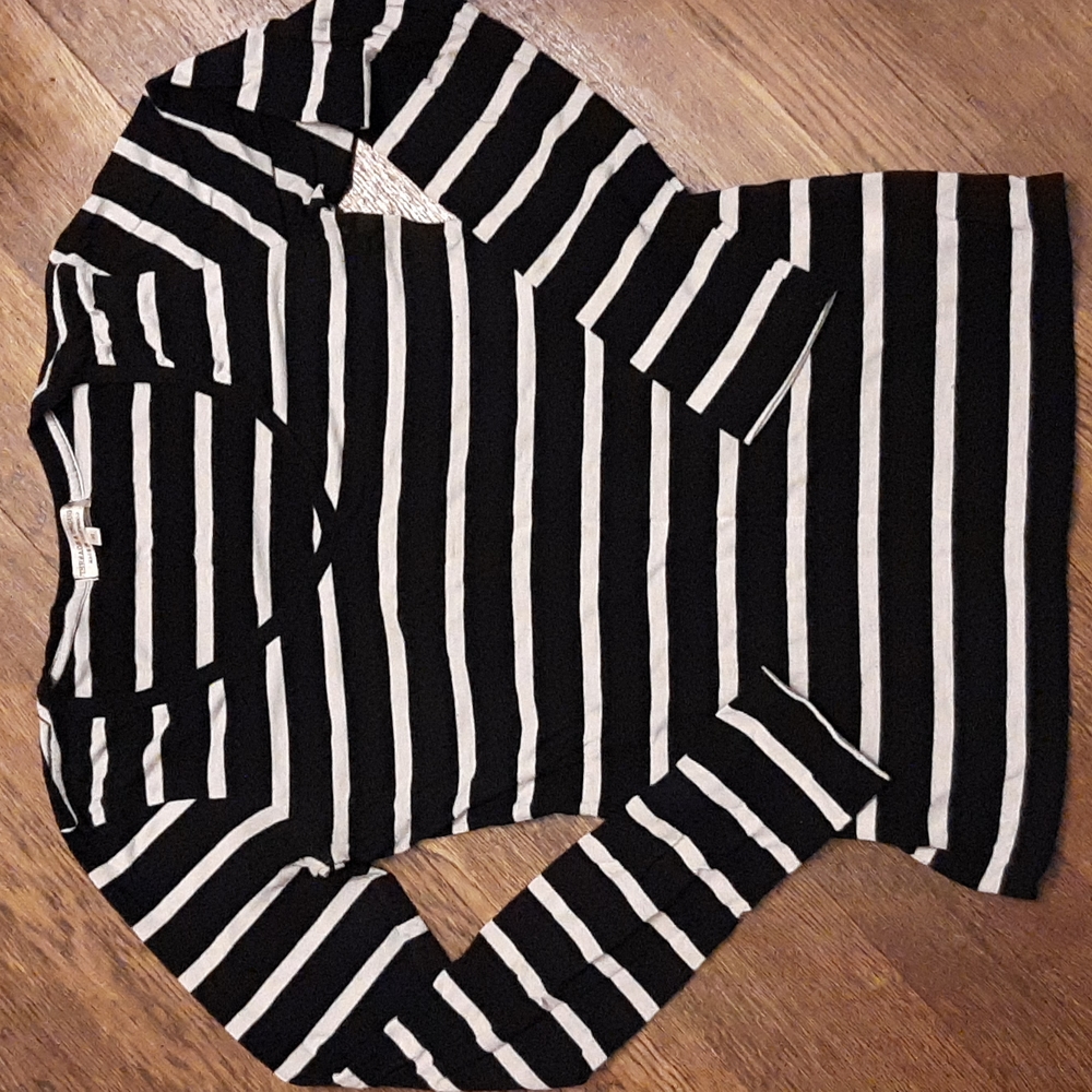 Striped Lond Sleeve Tee
